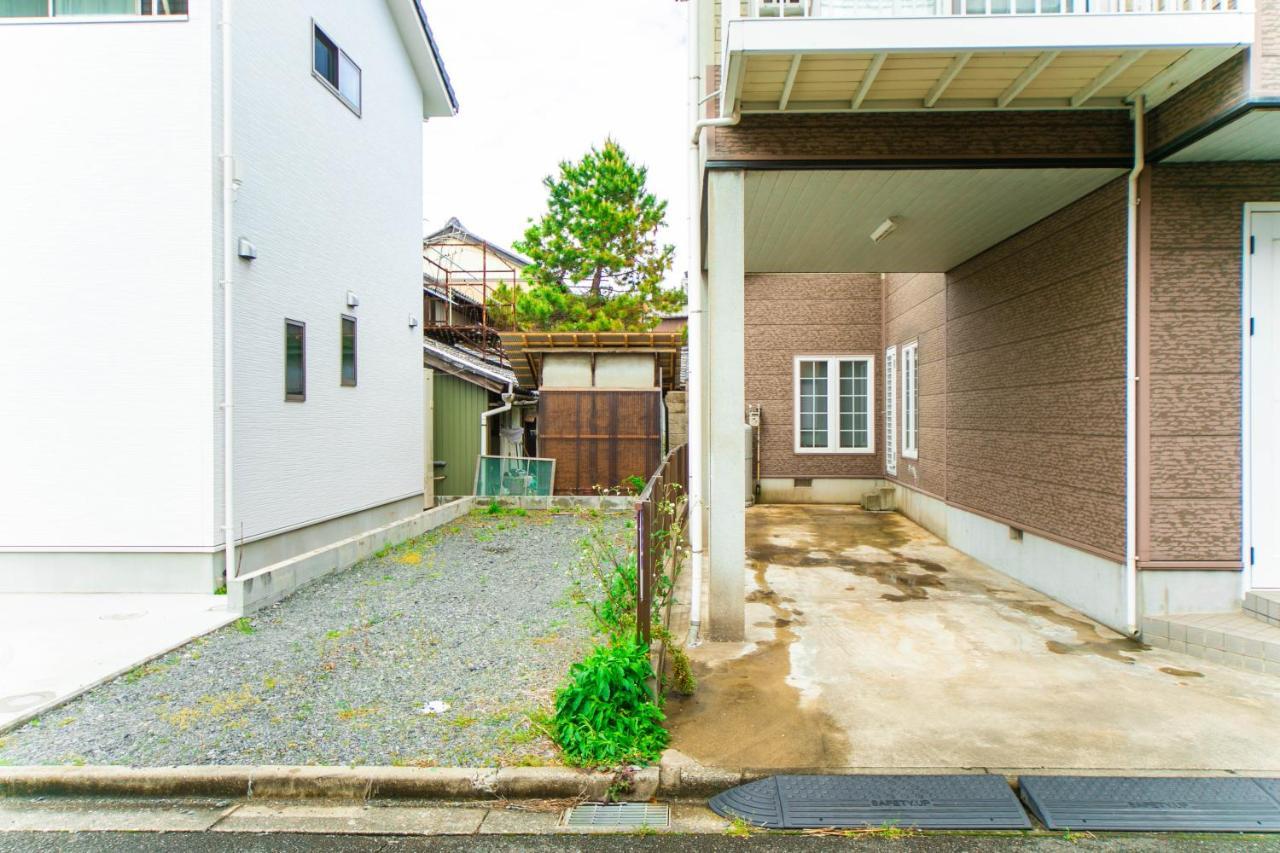 Вилла Miraie Yokkaichi Tomida Экстерьер фото