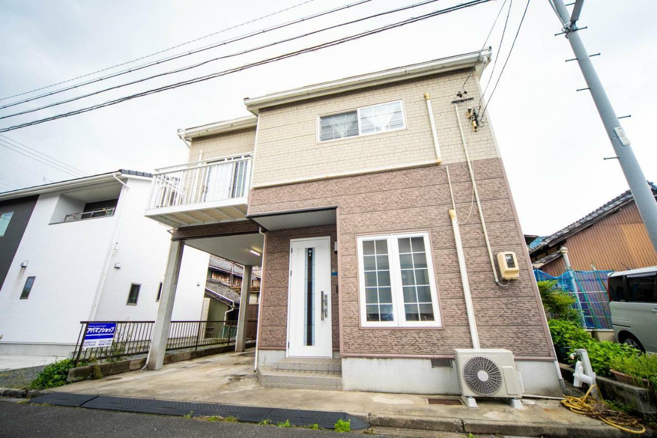 Вилла Miraie Yokkaichi Tomida Экстерьер фото